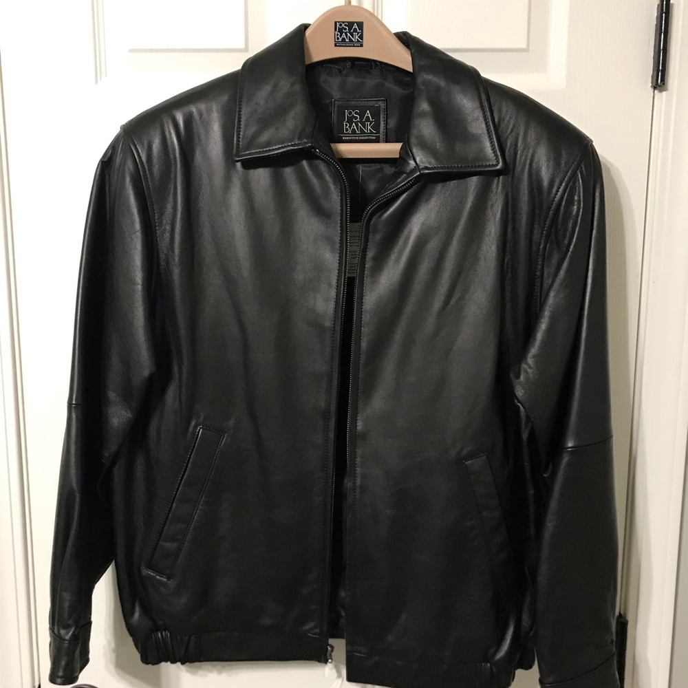 Jos A Bank Men’s Leather Jacket